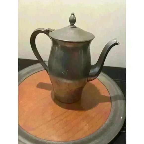 Vintage Pewter Coffee, tea, creamer set. - Picture 4 of 15